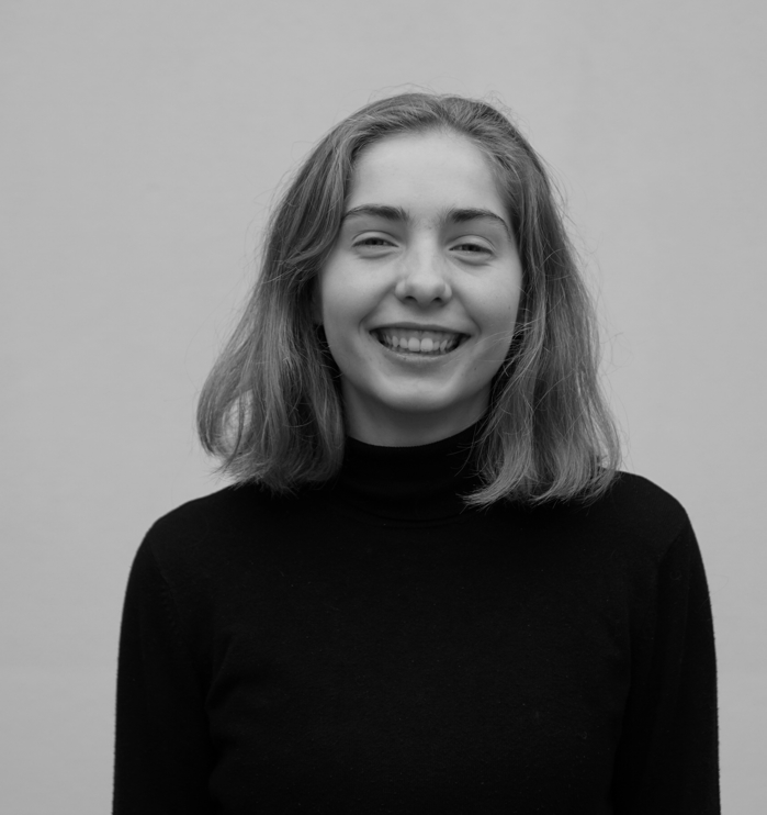 Journalistin des Journalismusstipendiums der katholischen Journalistenschule ifp in München 